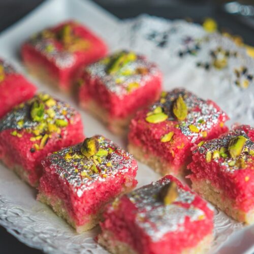 pink coconut burfi